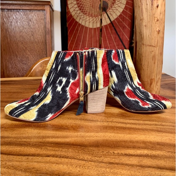 Anthro Velvet Ikat boots - Picture 6 of 15
